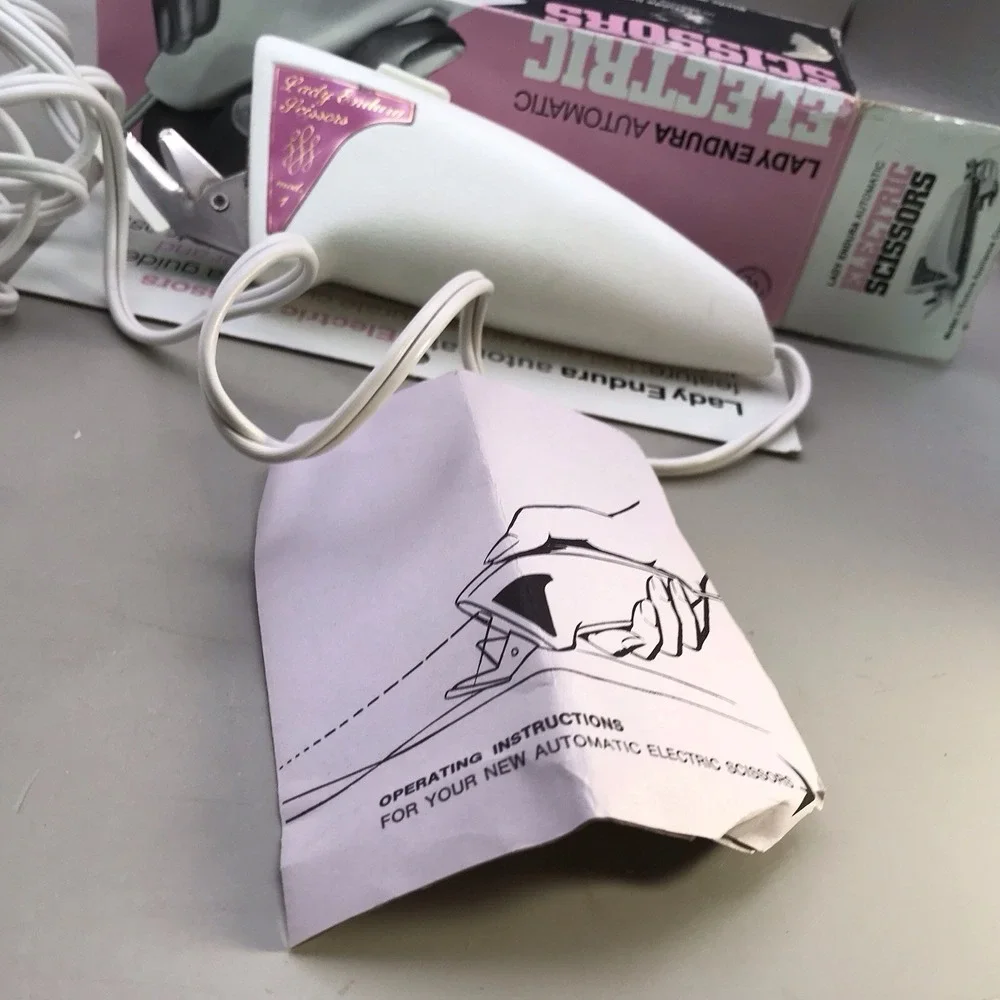 VTG Lady Endura‎ Model 1 Automatic Electric Sewing ScissorS/ Original Box WORKS